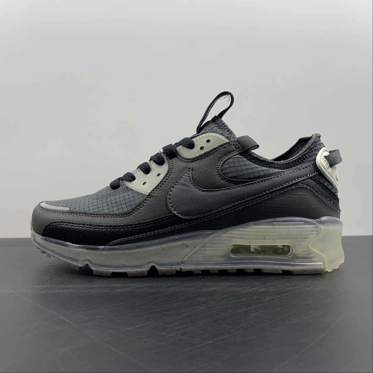 Nike Air Max 90